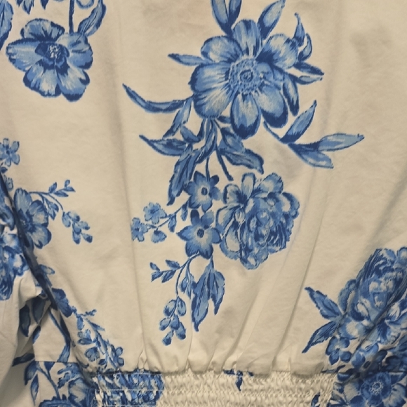 Rachel Parcell Blue and white Cottagecore Floral Blouse Sz L - Picture 10 of 10